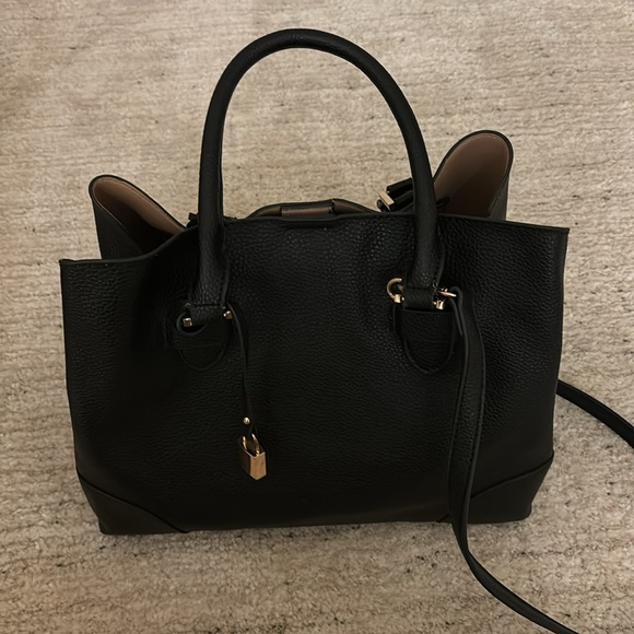 Black purse - Picture 4 of 4